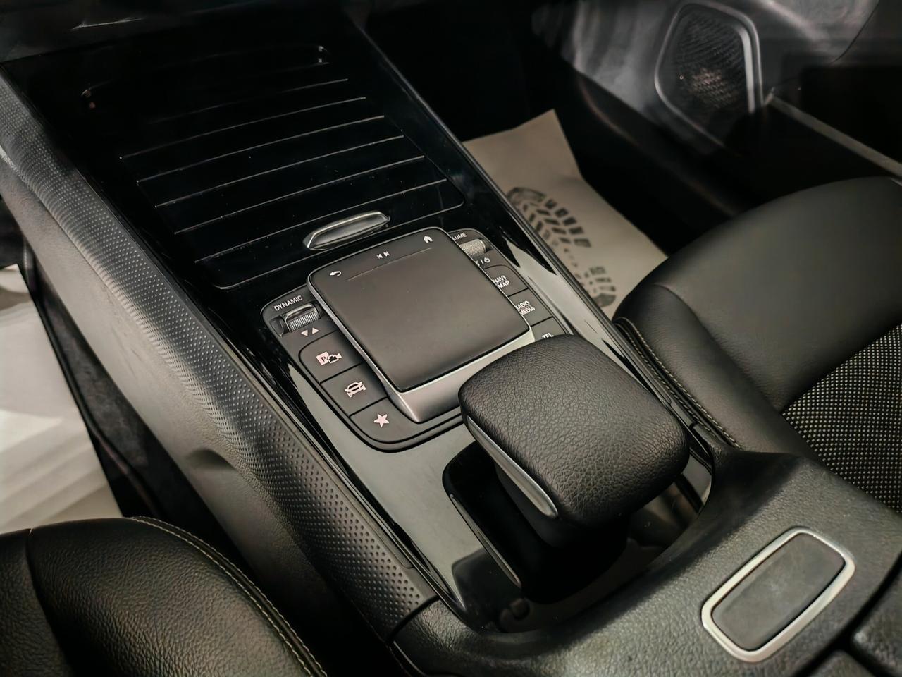 Mercedes-benz GLA 180d navig cam led 2022