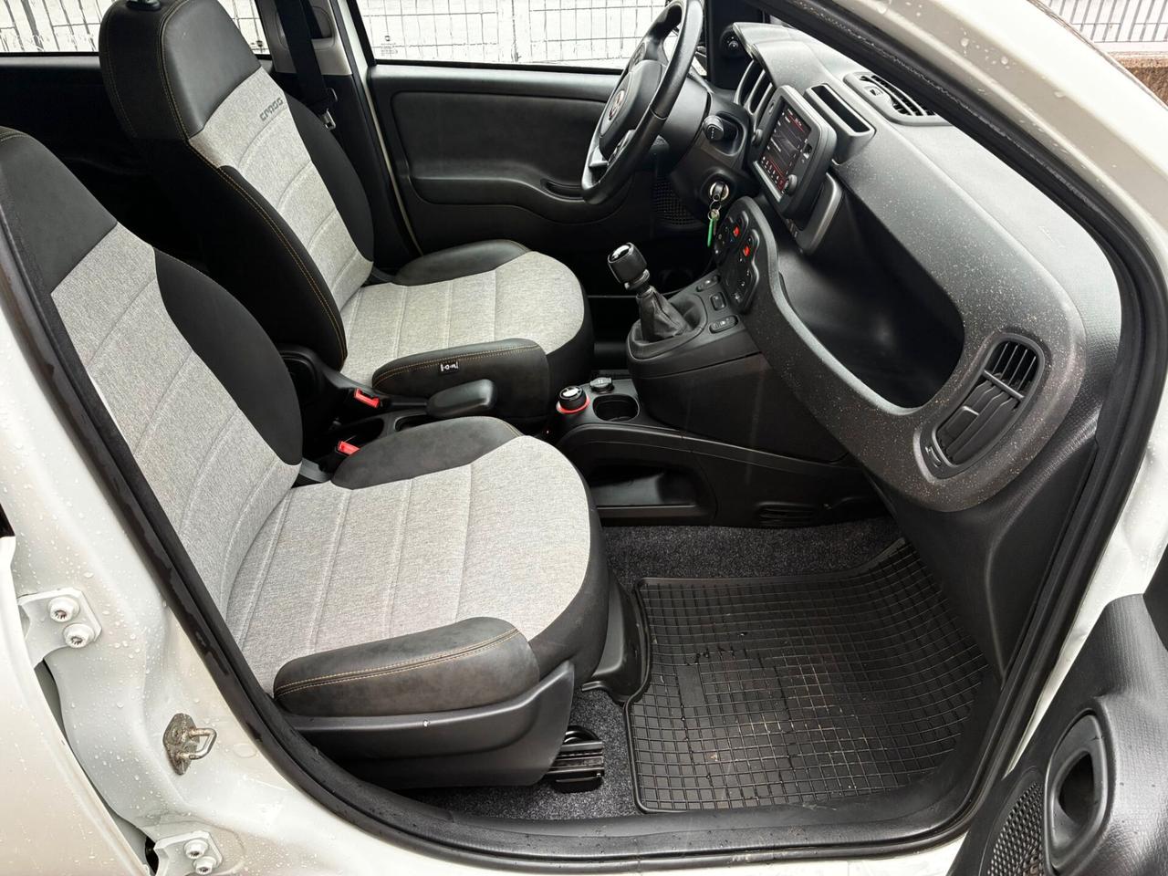 FIAT PANDA CROSS 4x4 0.9TWINAIR - GANCIO TRAINO