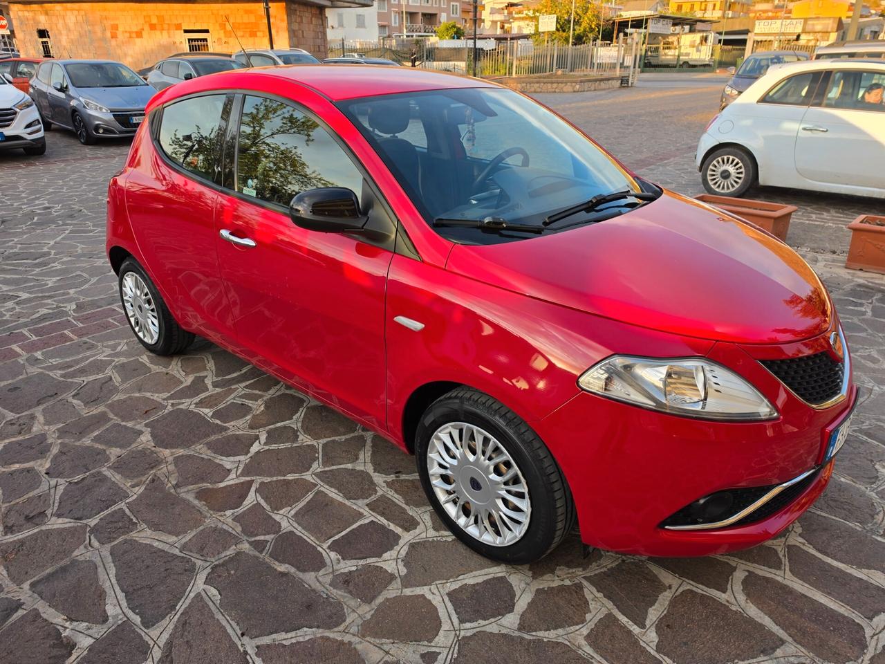 Lancia Ypsilon 1.2 69 CV 5 porte Silver unico proprietario