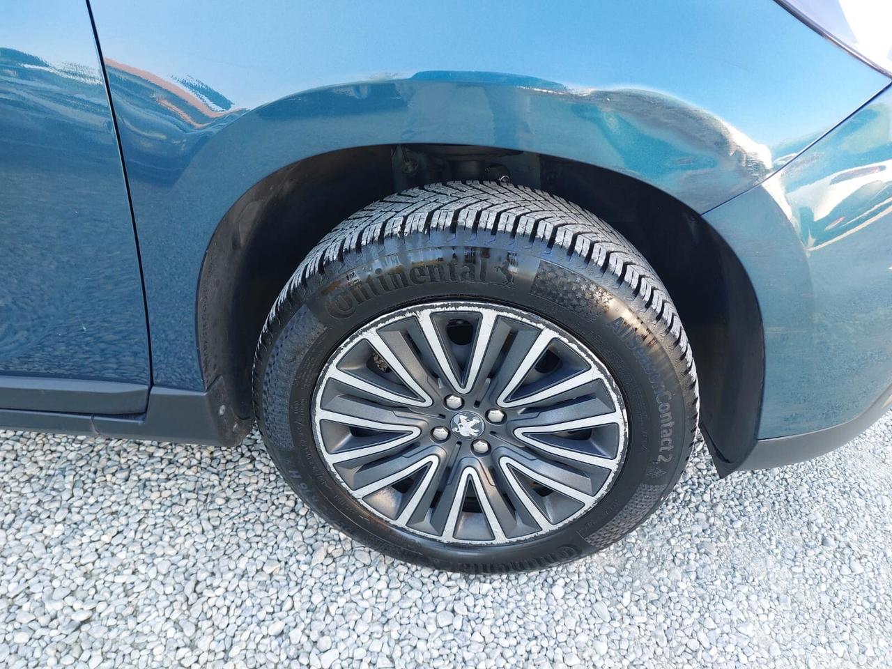 Peugeot 2008 PureTech 82 Allure UNICO PROPRIETARIO p