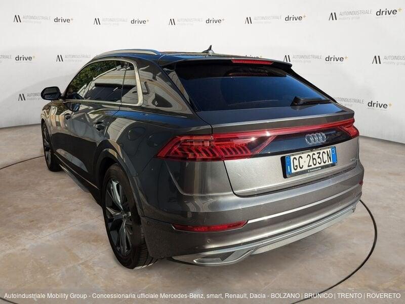 Audi Q8 3.0 286CV 50 TDI MHEV QUATTRO S-LINE EDITION TIPTRONIC