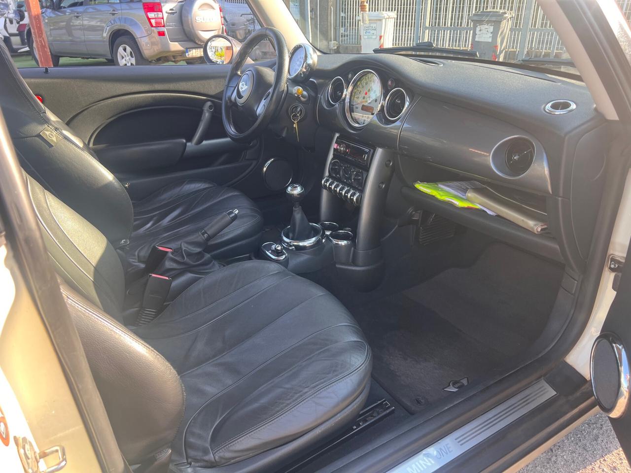 Mini 1.6 16V One Park Lane