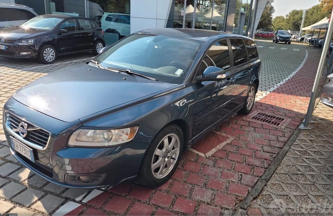 Volvo V50 D2 POLAR PLUS
