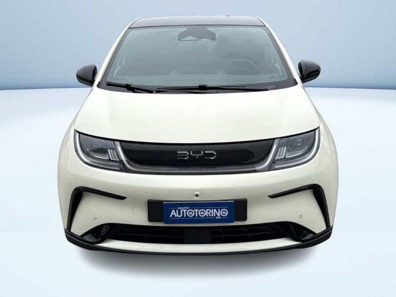 BYD DOLPHIN Design