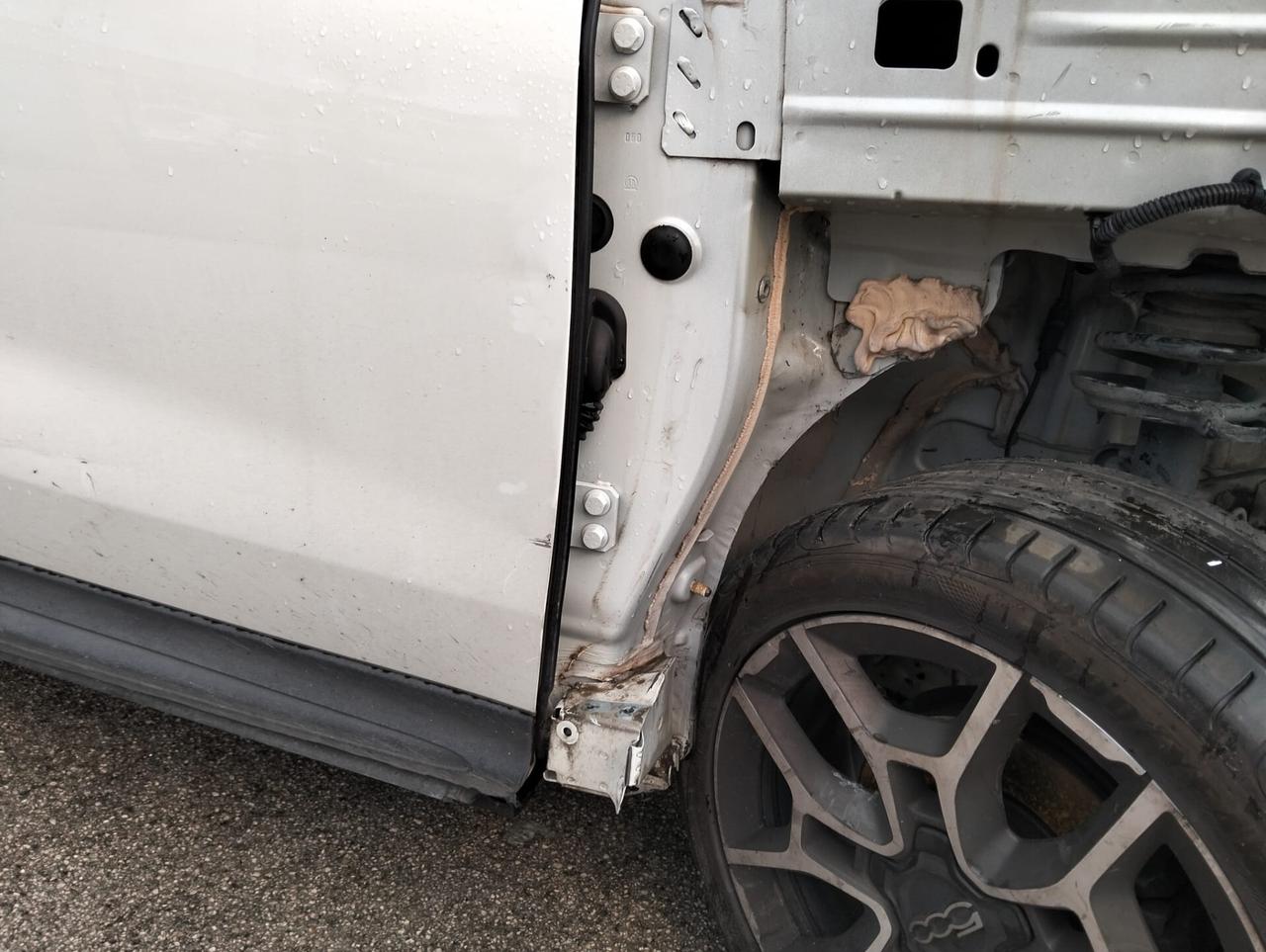 Fiat 500X 1.3 M-jet 95cv Cross 2022 SINISTRATA