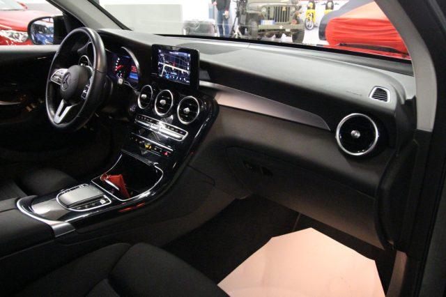 MERCEDES-BENZ GLC 300 e 4Matic EQ-Power Business Extra