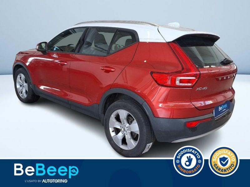 Volvo XC40 2.0 D4 MOMENTUM AWD GEARTRONIC
