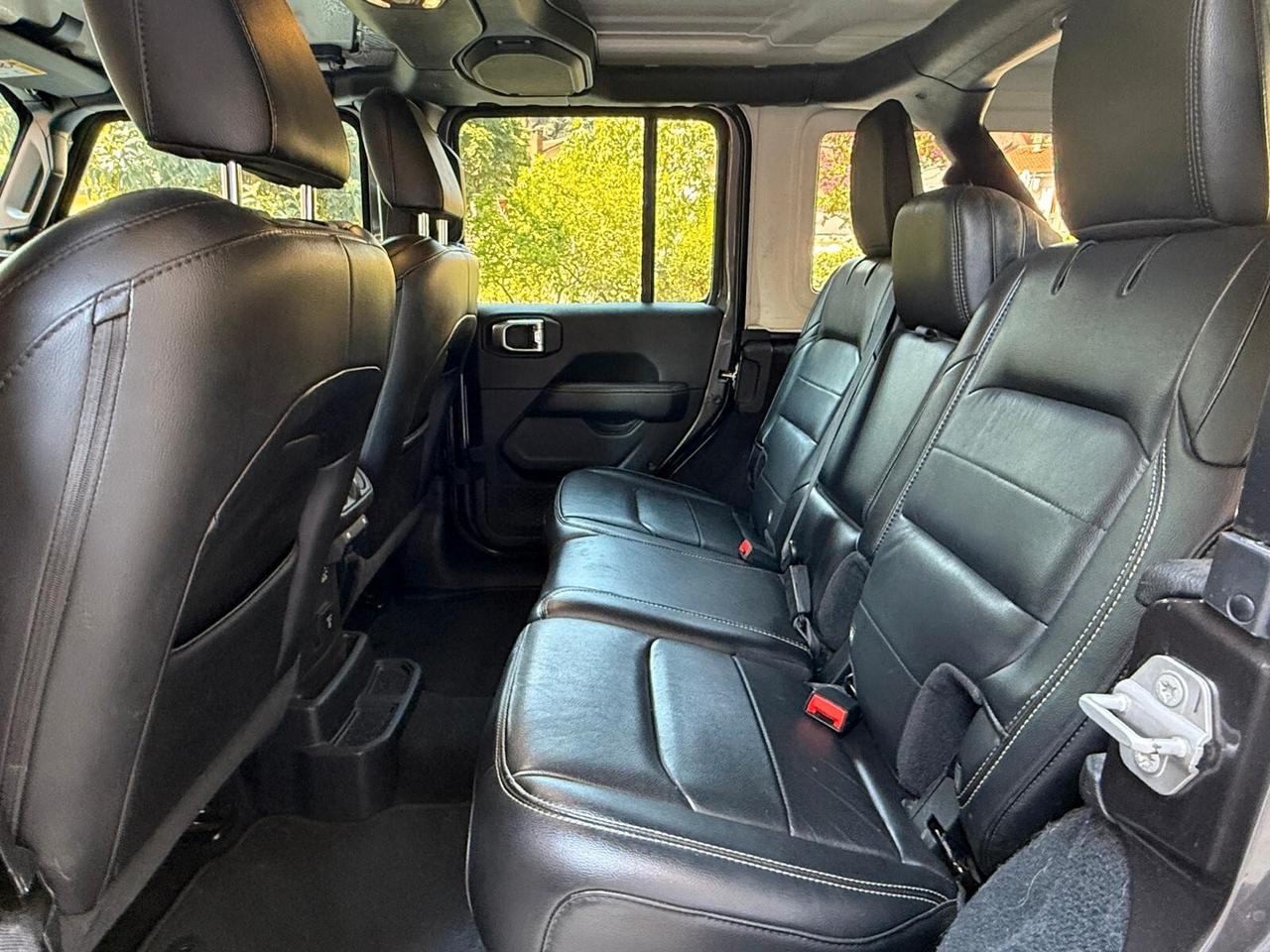 Jeep Wrangler Unlimited 2.2 Mjt II Sahara
