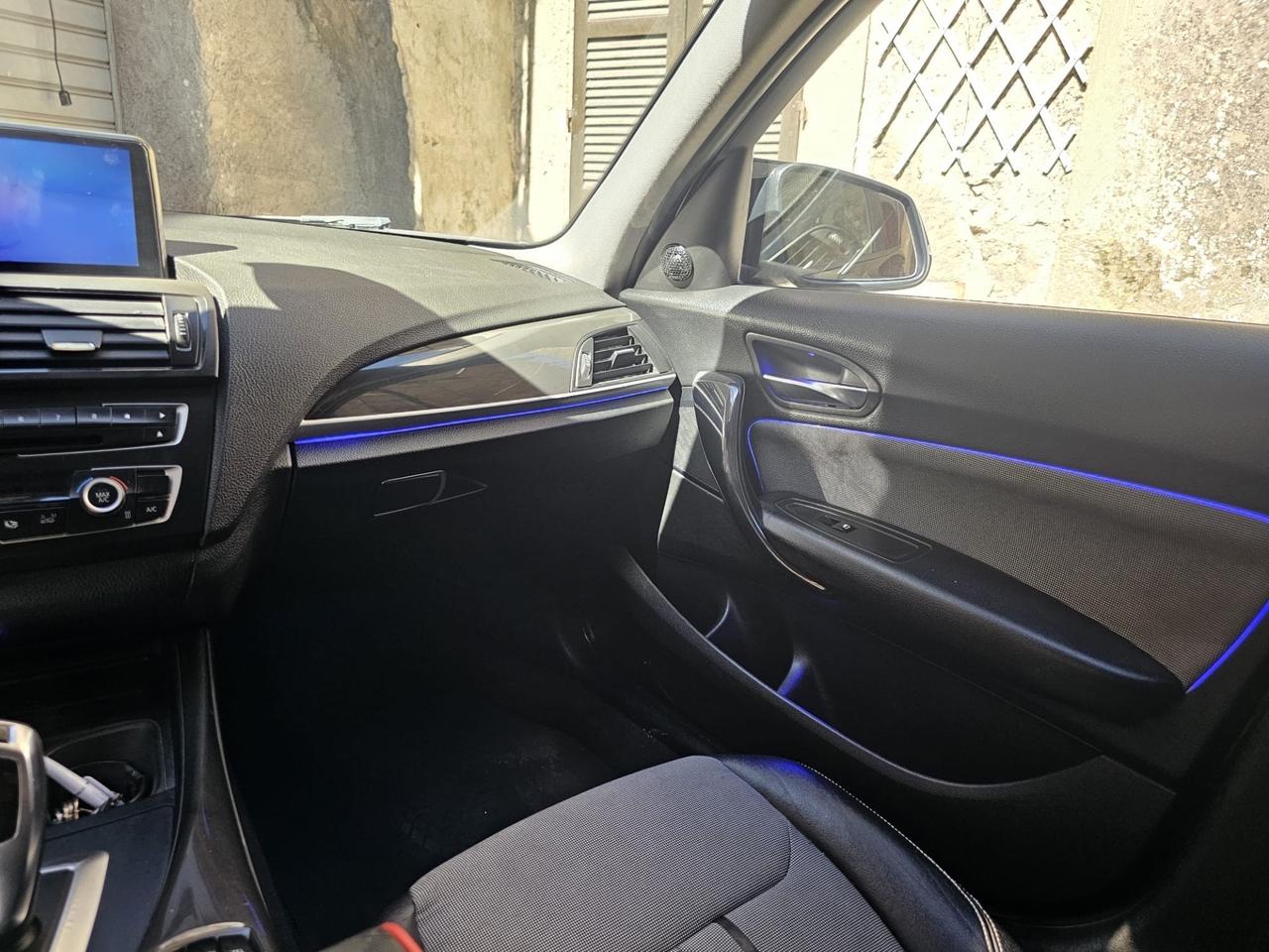 BMW 118d Cambio Automatico Xenon Navi clima PDC