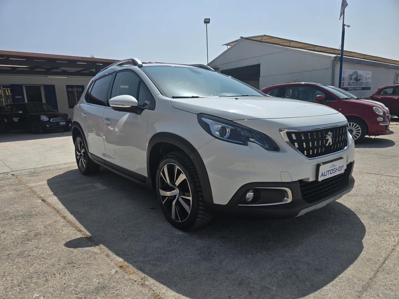 Peugeot 2008 BlueHDi 120 EAT6 S&S Black Matt