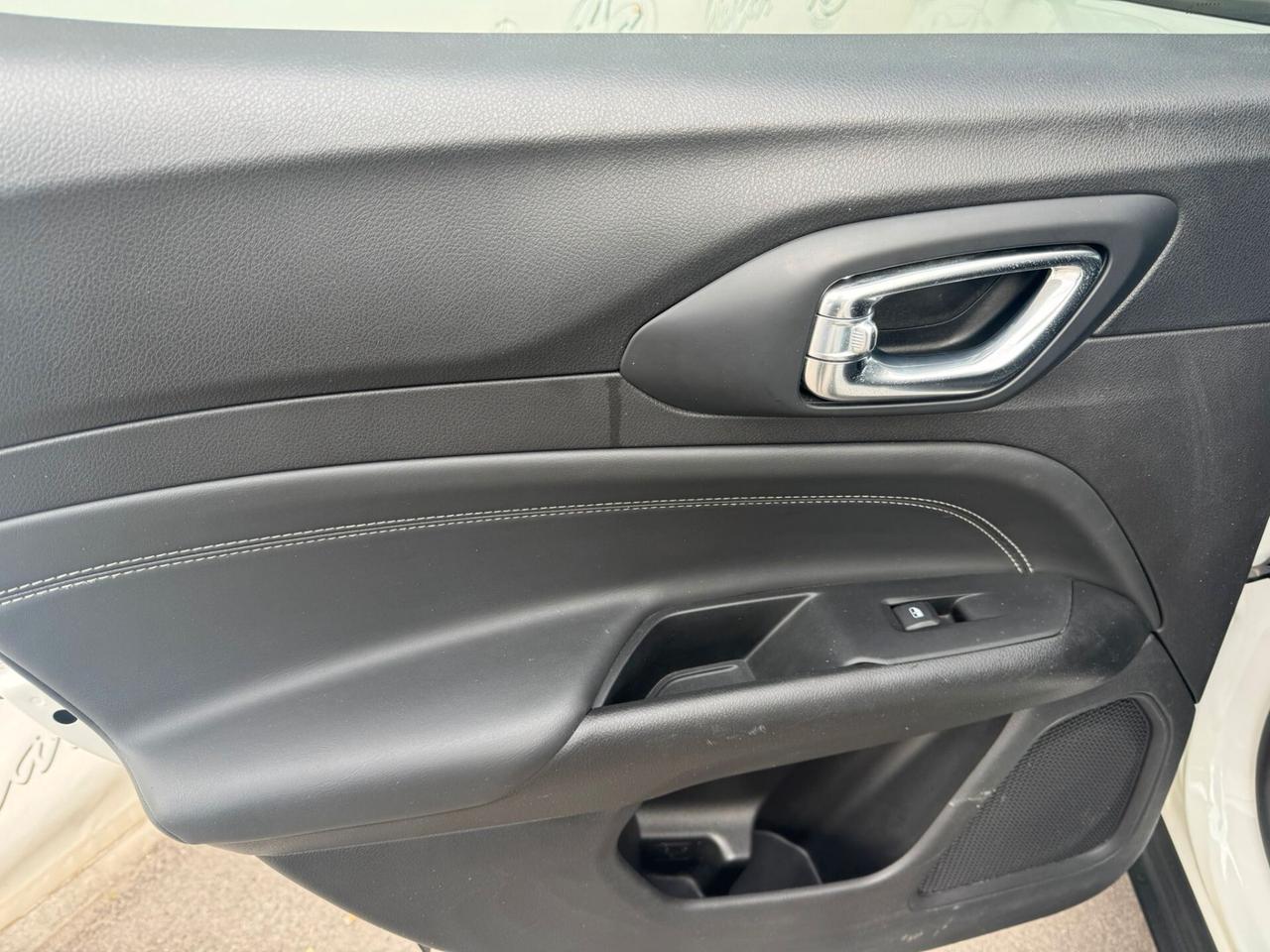 Jeep Compass 1.6 Multijet 130cv Limited CarPlay Camera Keyless