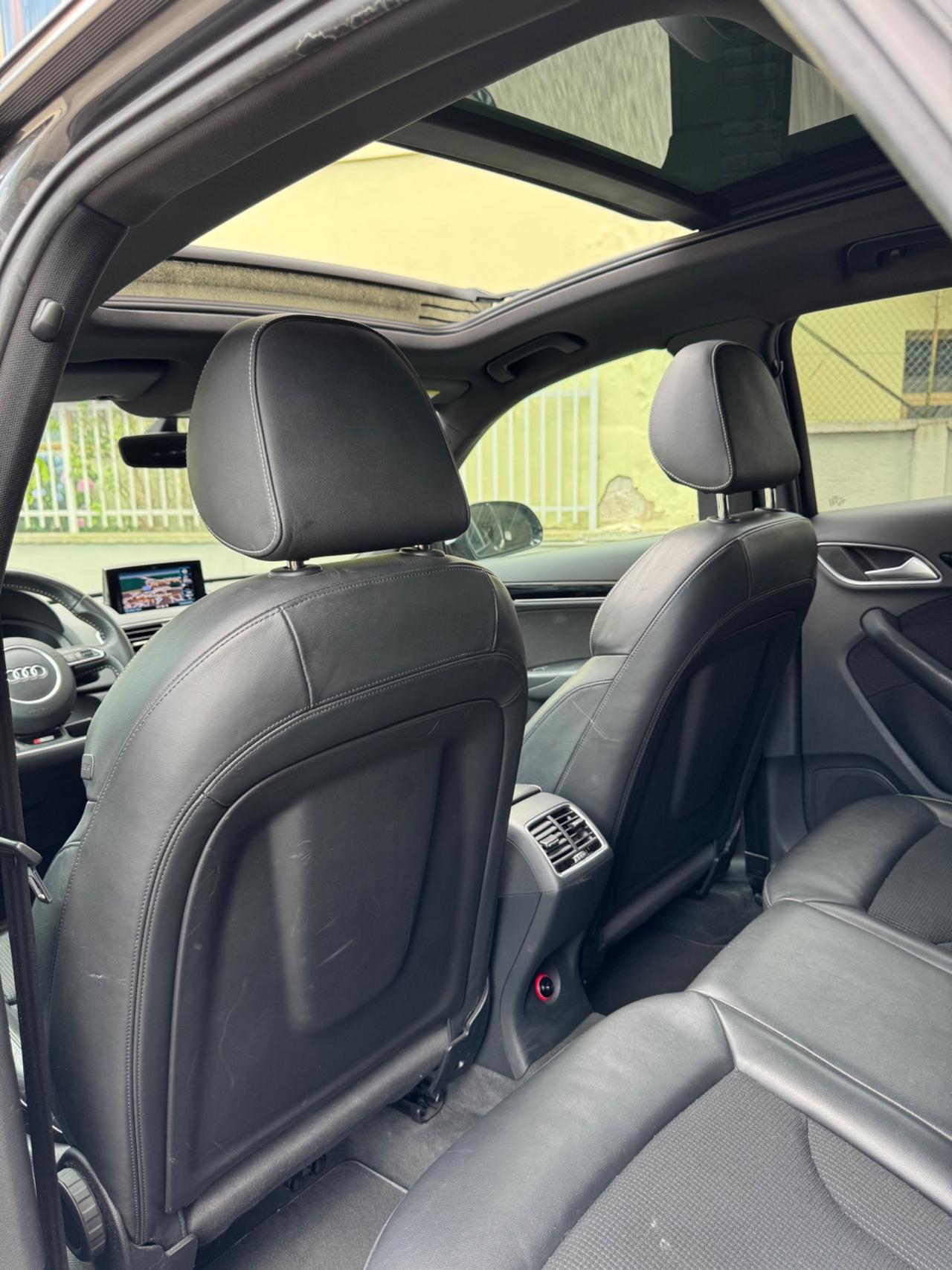 Audi Q3 2.0 TDI 150 CV sline quattro S tronic Sport