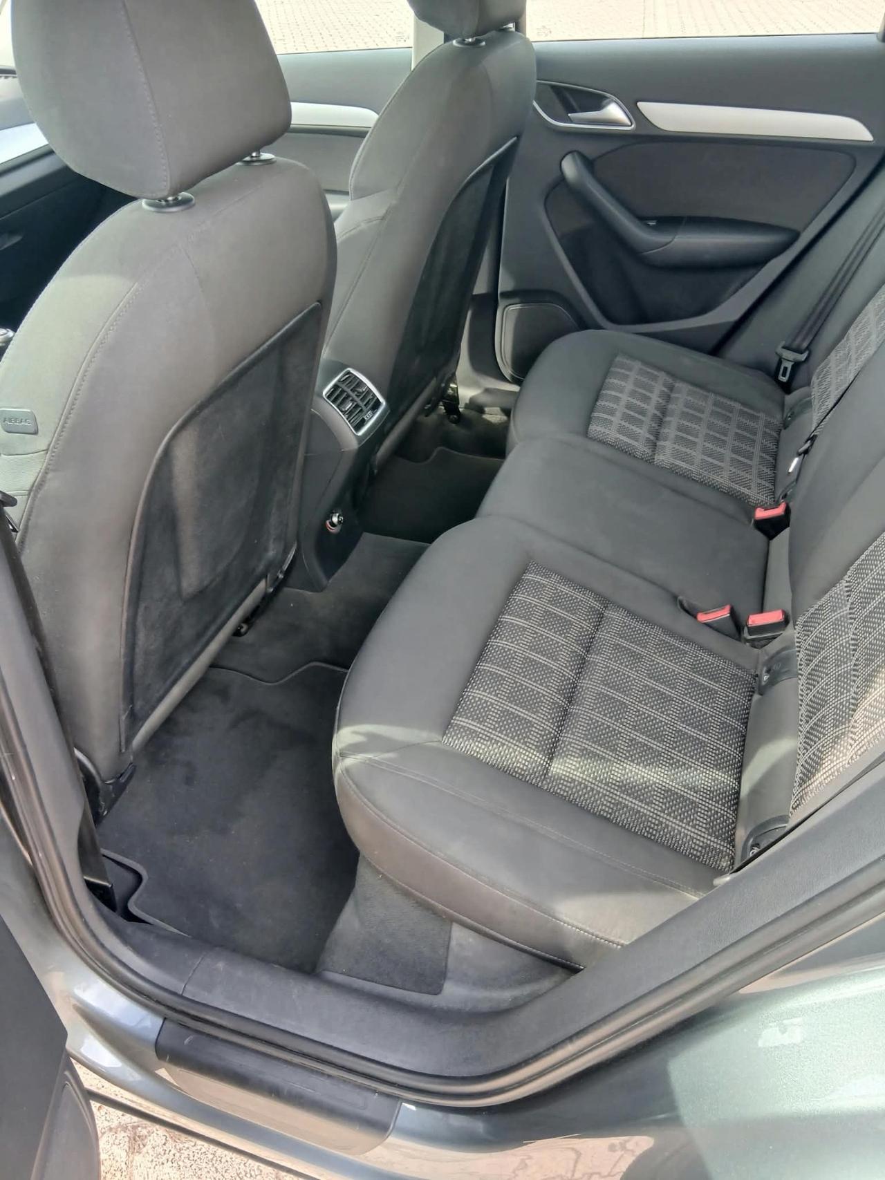 Audi Q3 2.0 TDI 120 CV