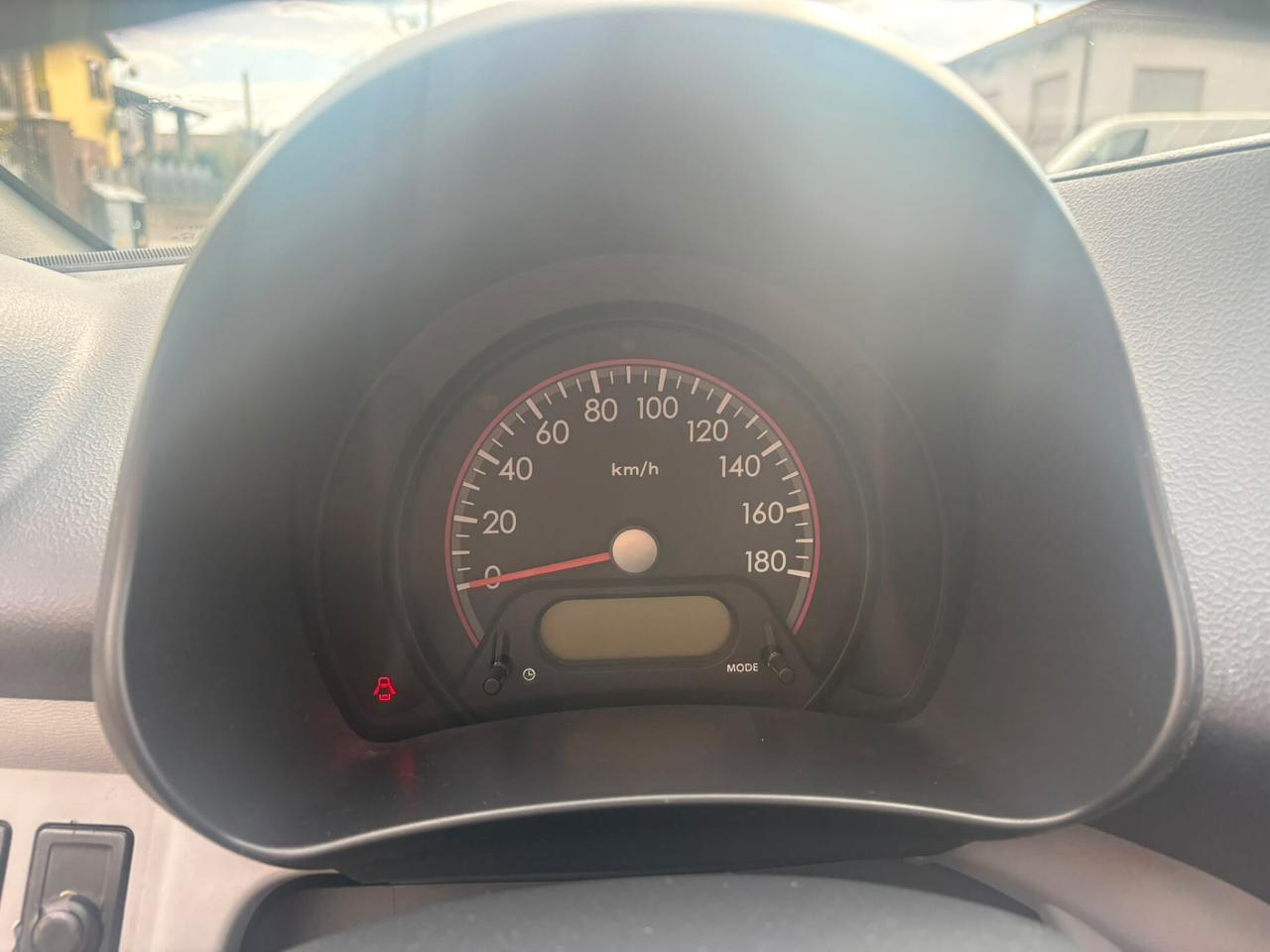 Nissan Pixo 1.0 5 porte Active