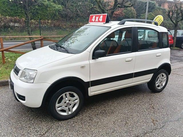 FIAT Panda 1.3 MJT 16V 4x4 Climbing *ok neopatentati*