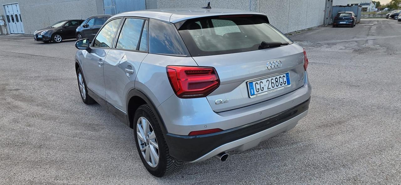 Audi Q2 30 TDI Business Design