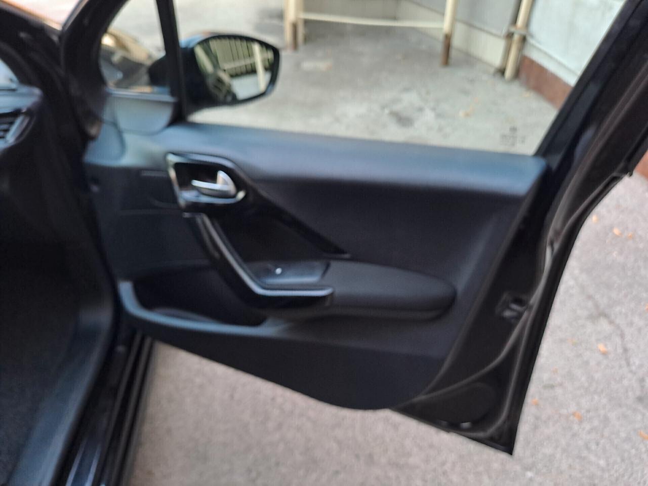 Peugeot 208 BlueHDi 75 5 porte Active.Pochi KM