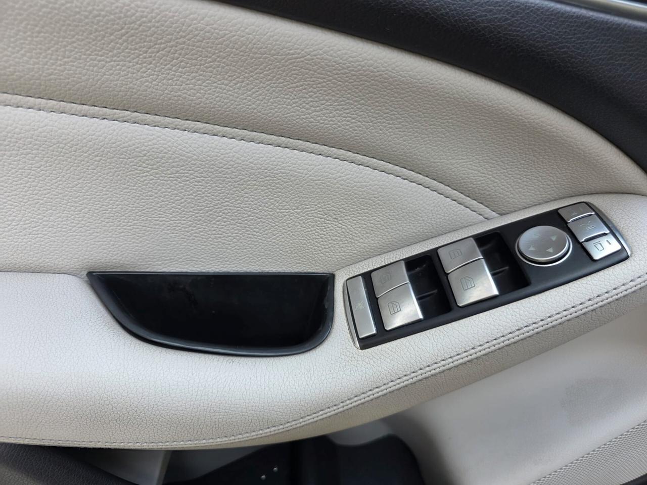 Mercedes-benz B 180 CDI Premium+Cerchi 18+Pelle Totale..