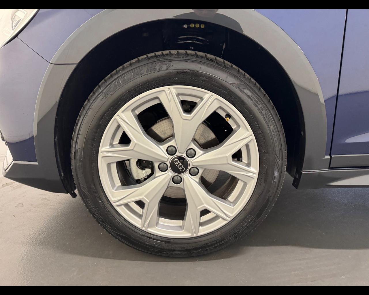 AUDI A1 ALLSTREET 30 TFSI BUSINESS