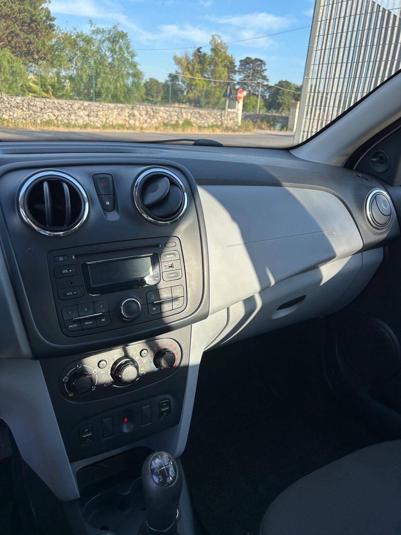 Dacia Sandero 1.2 GPL 75CV-2013/CLIMA