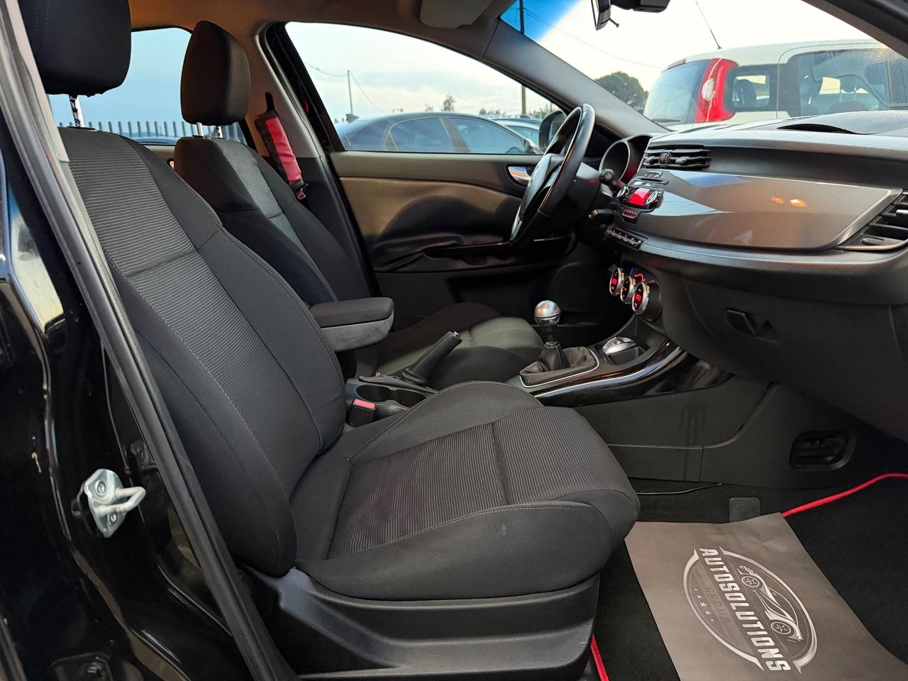 Alfa Romeo Giulietta 1.4 Turbo 170cv MultiAir TCT Distinctive
