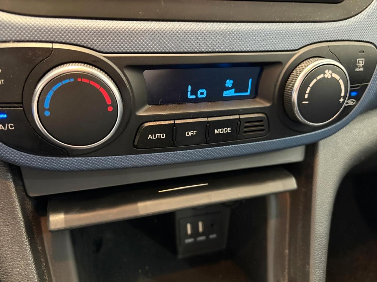 Hyundai i10 1.0 MPI Sound Edition *UNIPRO*RATE*