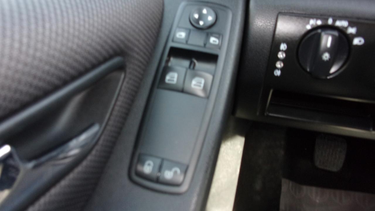 Mercedes-benz A 160 BlueEFFICIENCY Premium