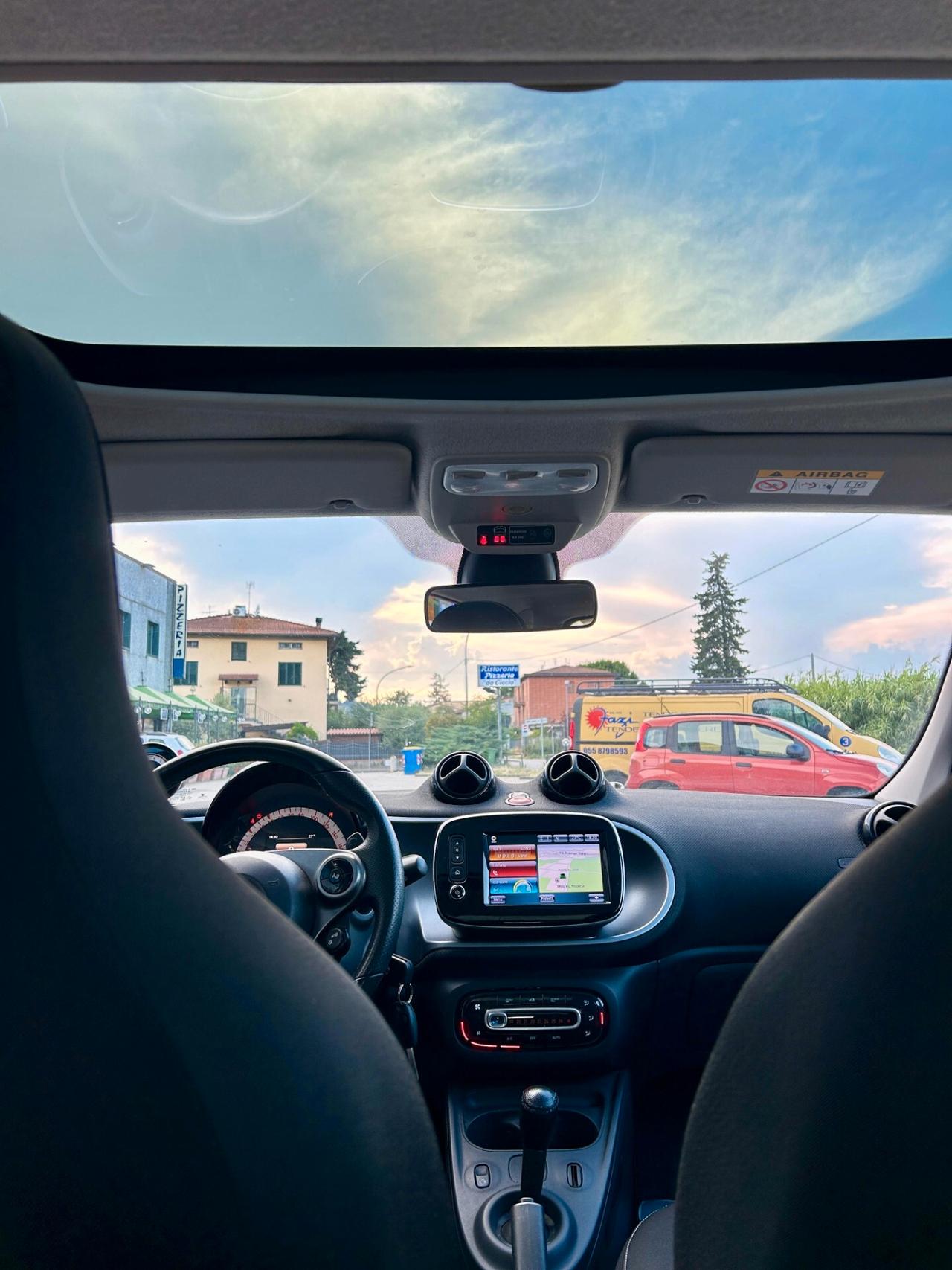 Smart ForFour 70 1.0 twinamic Brabus Style - ok neopatentati