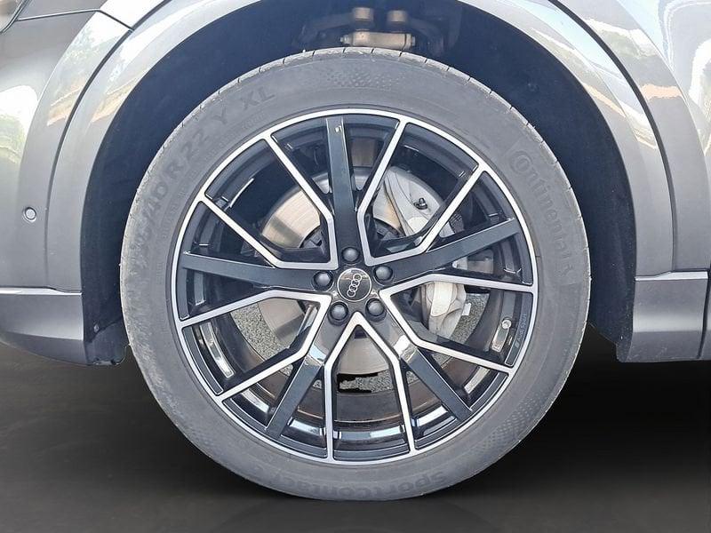 Audi Q8 50 TDI 210kW quattro tip. S Line Edition