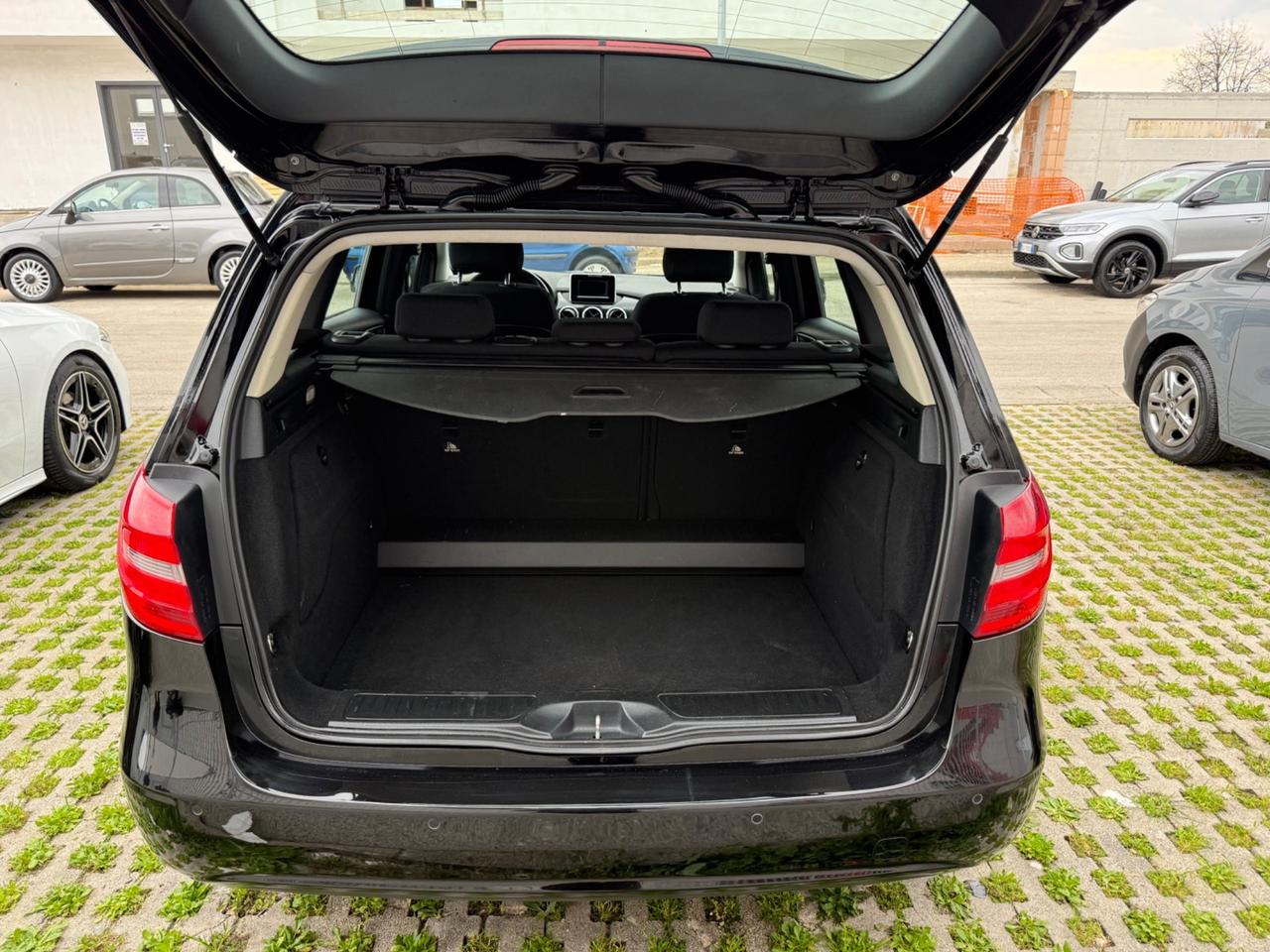 Mercedes-benz B 180 CDI Automatic