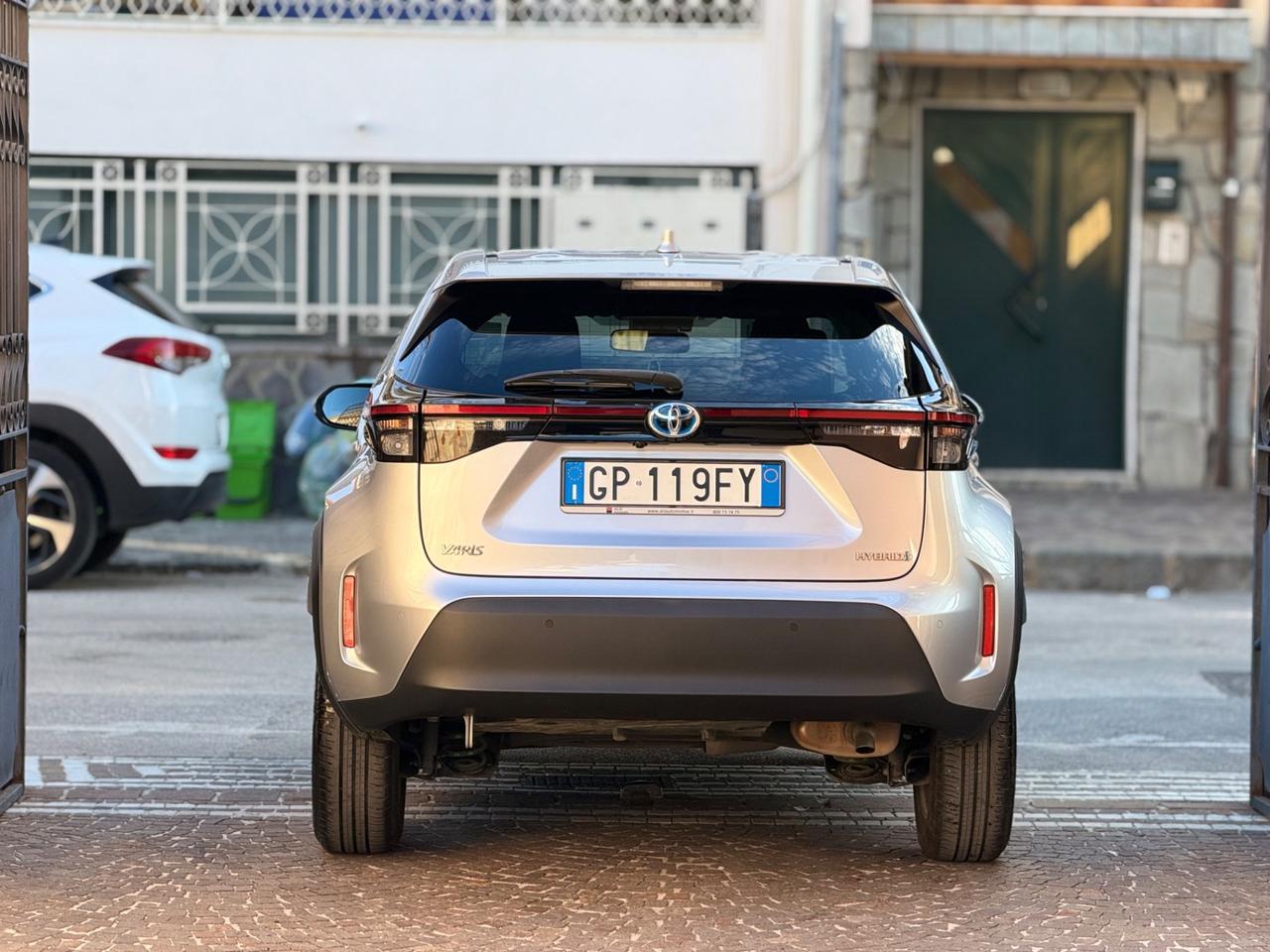 Toyota Yaris Cross 1.5 Hybrid E-CVT AWD Lounge