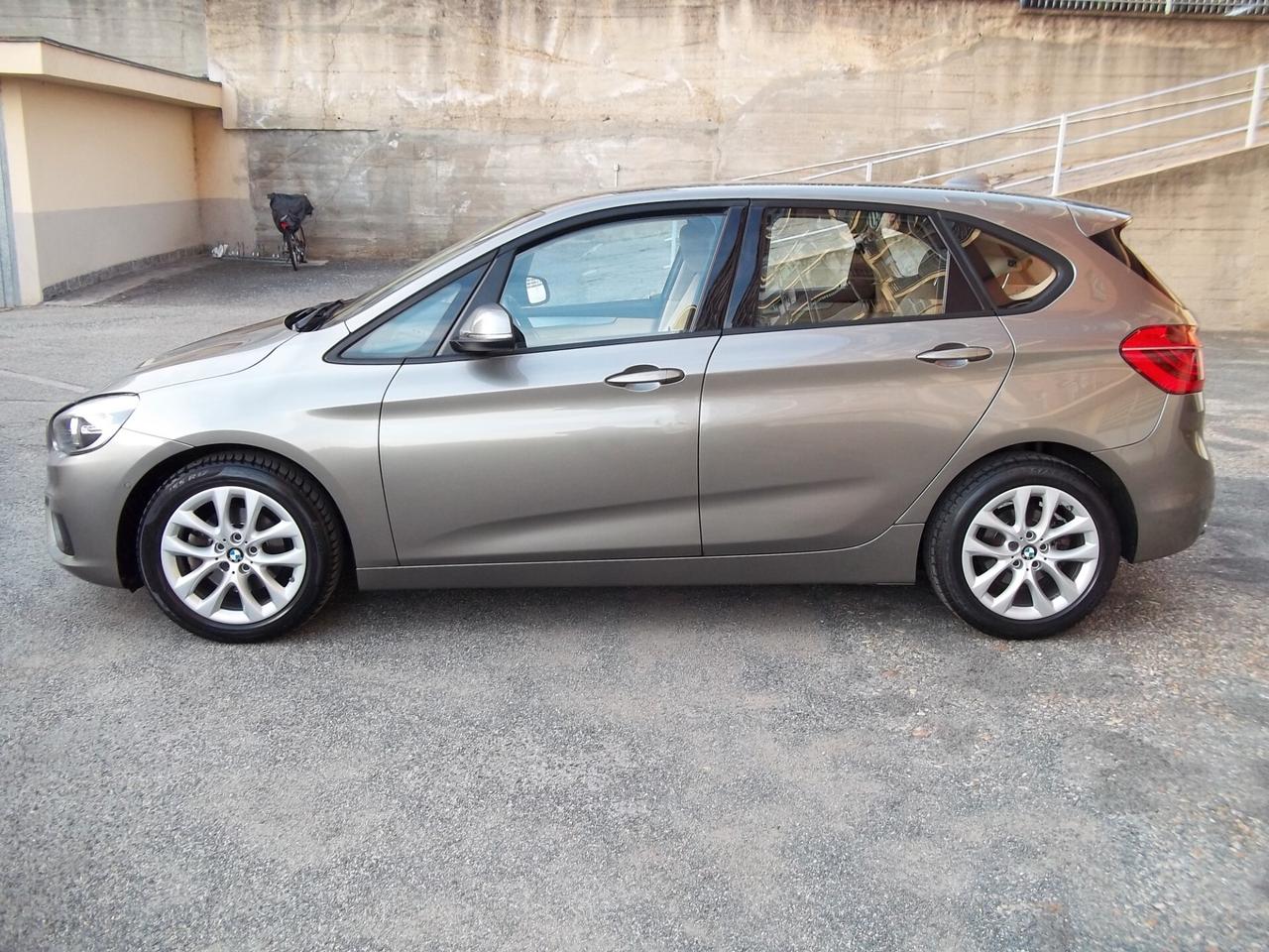 Bmw 216d Active Tourer Luxury Cambio Automatico/Sequenziale uniproprietario 71.300km!! E6B