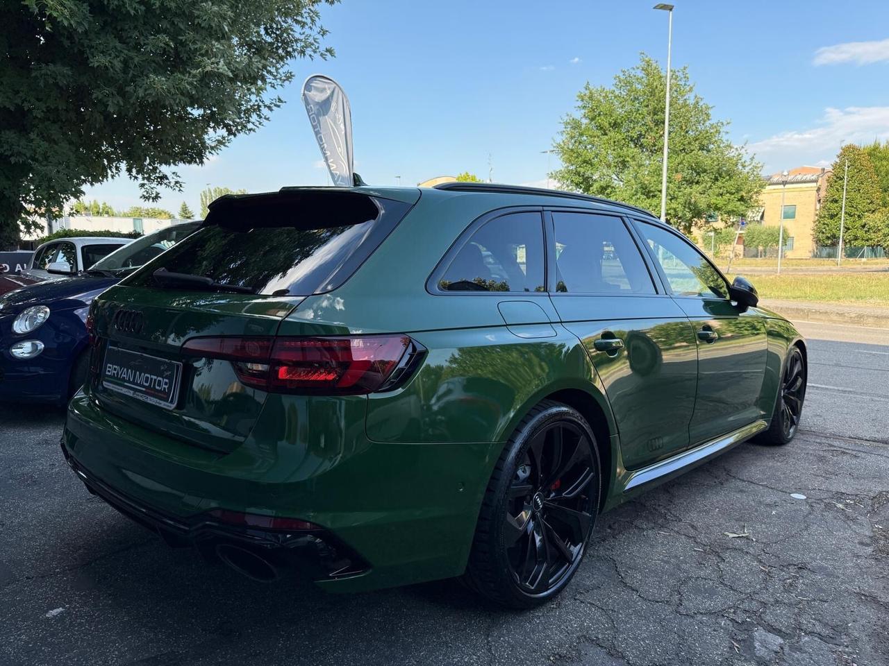 Audi A4 RS 4 Avant 2.9 TFSI quattro tiptronic