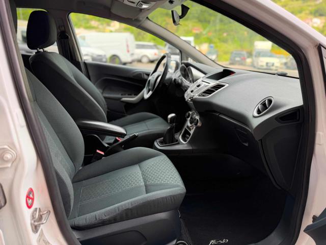 FORD Fiesta 1.4 TDCi 68CV 5 porte Titanium