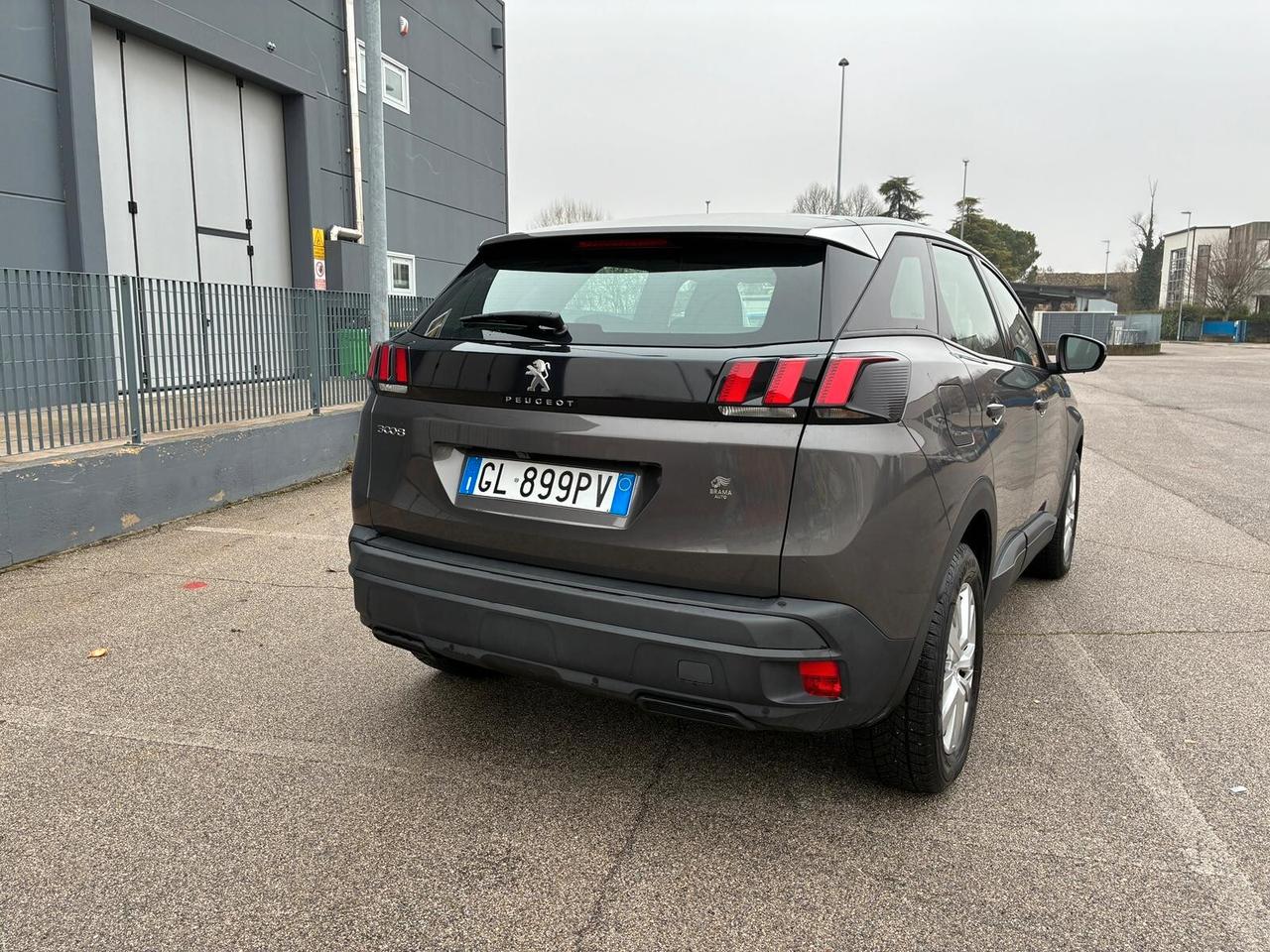Peugeot 3008 BlueHDi 130 S&S EAT8 Active Pack