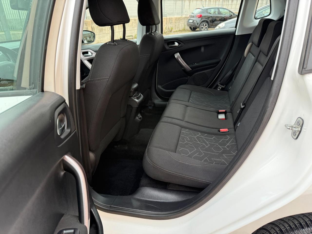 Peugeot 2008 BlueHDi 75 Active Led Blu&Me