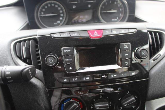 LANCIA Ypsilon 1.0 FireFly 5 porte S&S Hybrid Silver