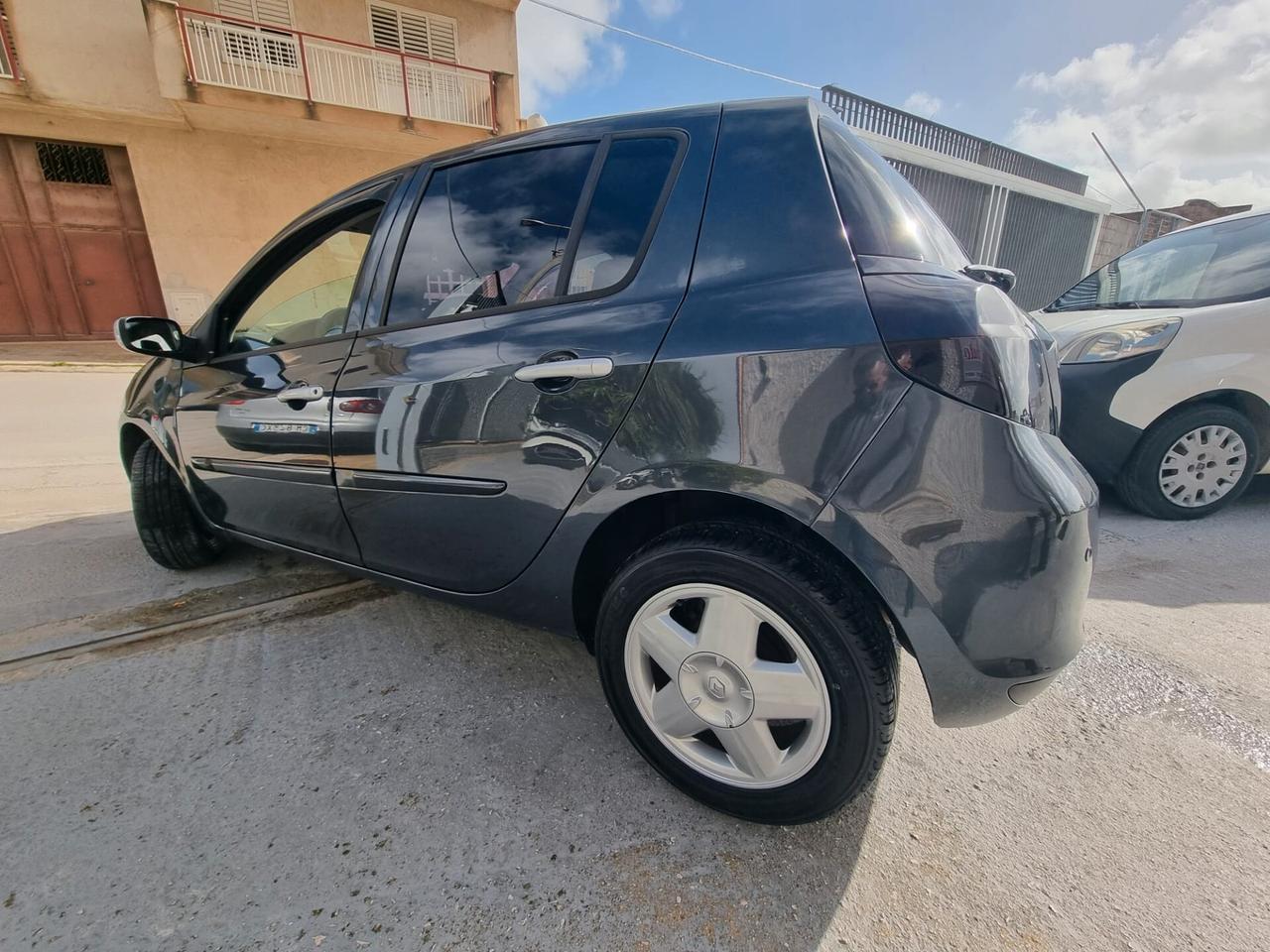 Renault Clio 1.5 dCi 85CV 5 porte Dynamique