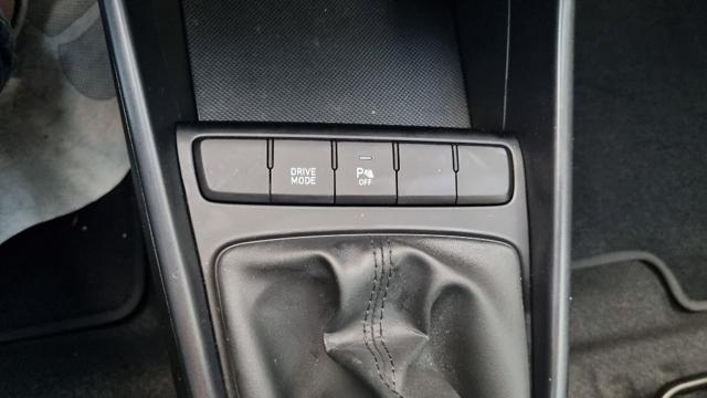 HYUNDAI i20 1.0 T-GDI 48V iMT Connectline