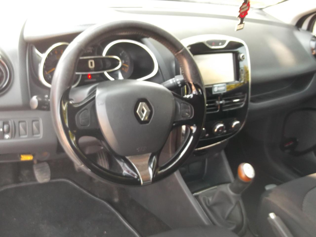 Renault Clio 1.2 GPL 5P. casa madre 2013