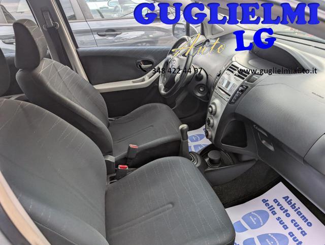 TOYOTA Yaris 1.3 5 porte Sol