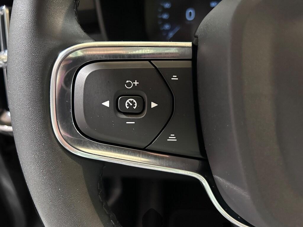 Volvo XC40 1.5 T4 Recharge Plug-in-Hybrid Core automatico