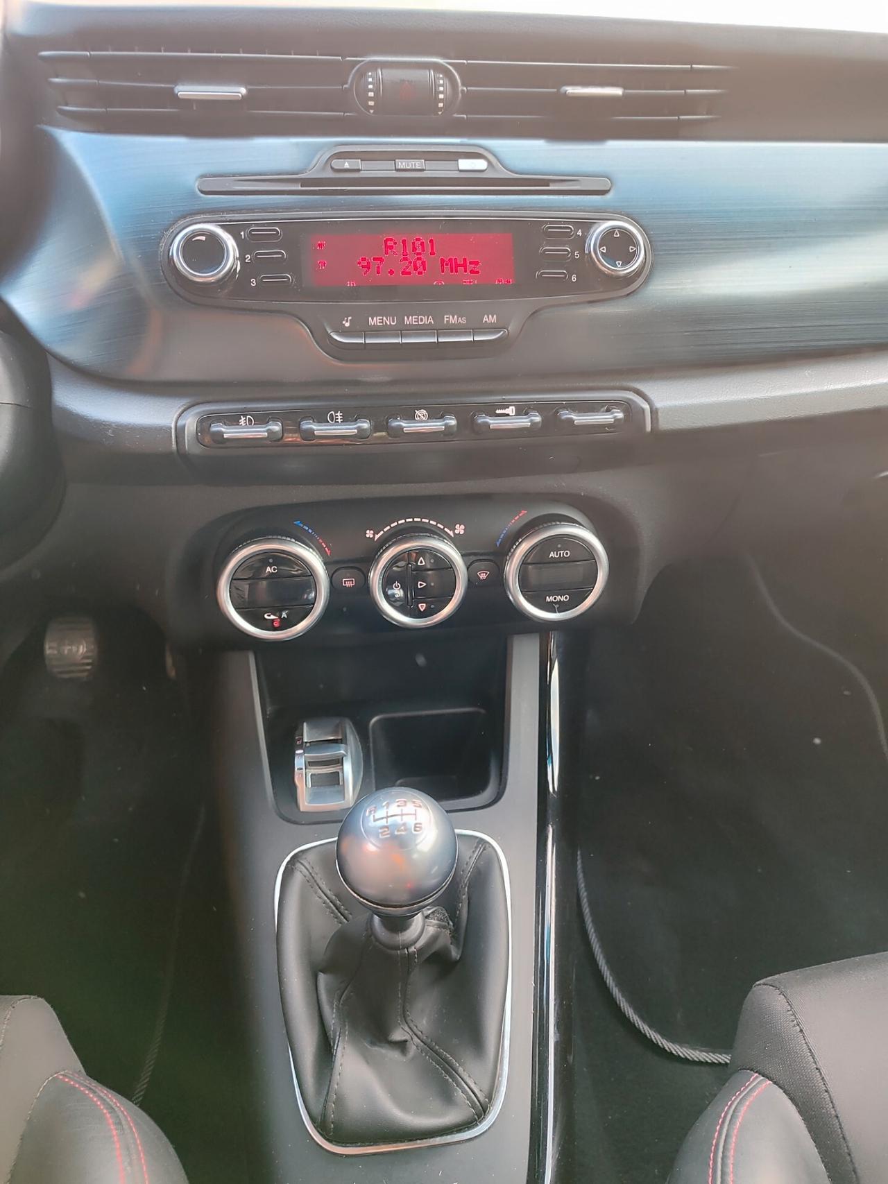 Alfa Romeo Giulietta 2.0 JTDm-2 140 CV Exclusive