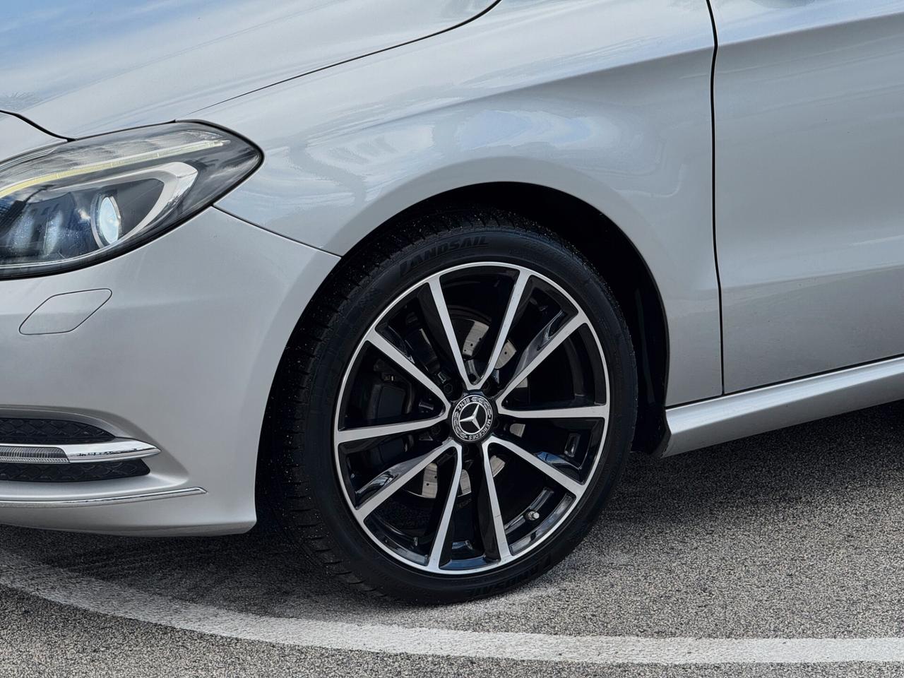 Mercedes-Benz B 180 CDI Premium Auto 109CV LED