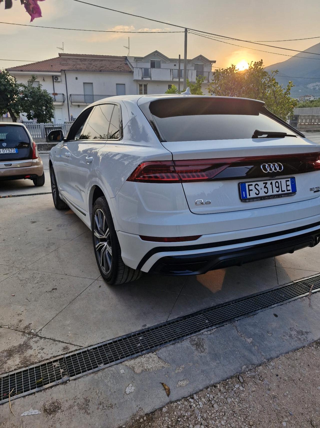 Audi Q8 50 TDI 286 CV quattro tiptronic Sport