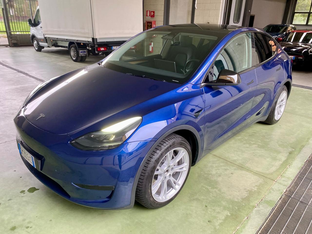 Tesla Model Y RWD Gancio Traino