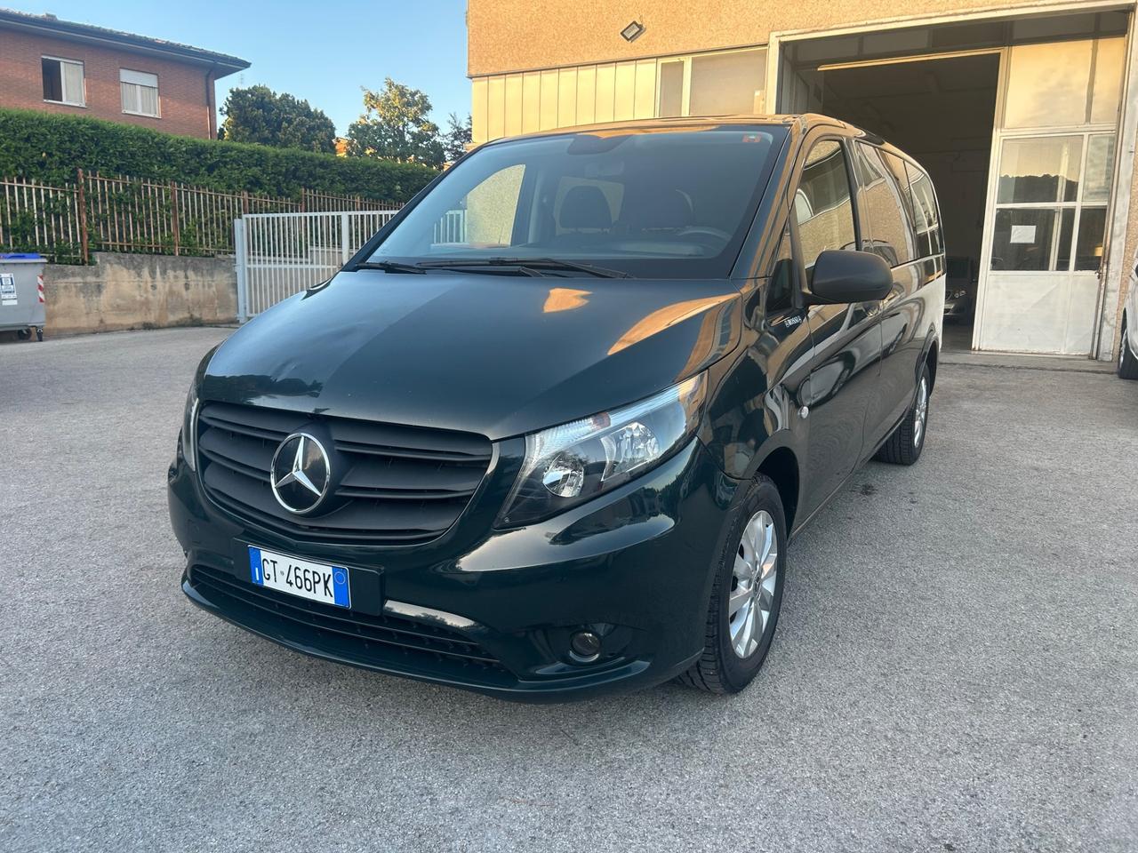 Mercedes-benz Vito 2.0 116 CDI Mixto Long Autocarro