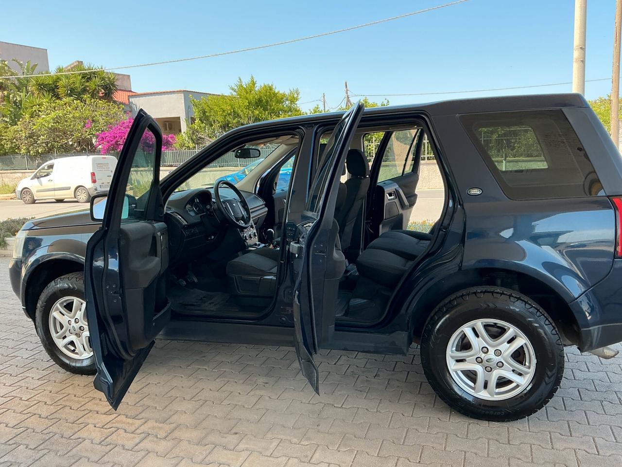 Land Rover Freelander 2.2 SD4 S.W. SE