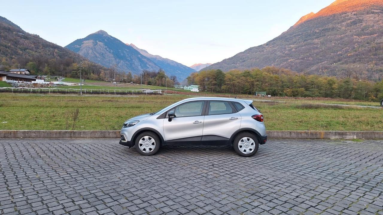 Renault Captur 0.9 TCE Neopatentati