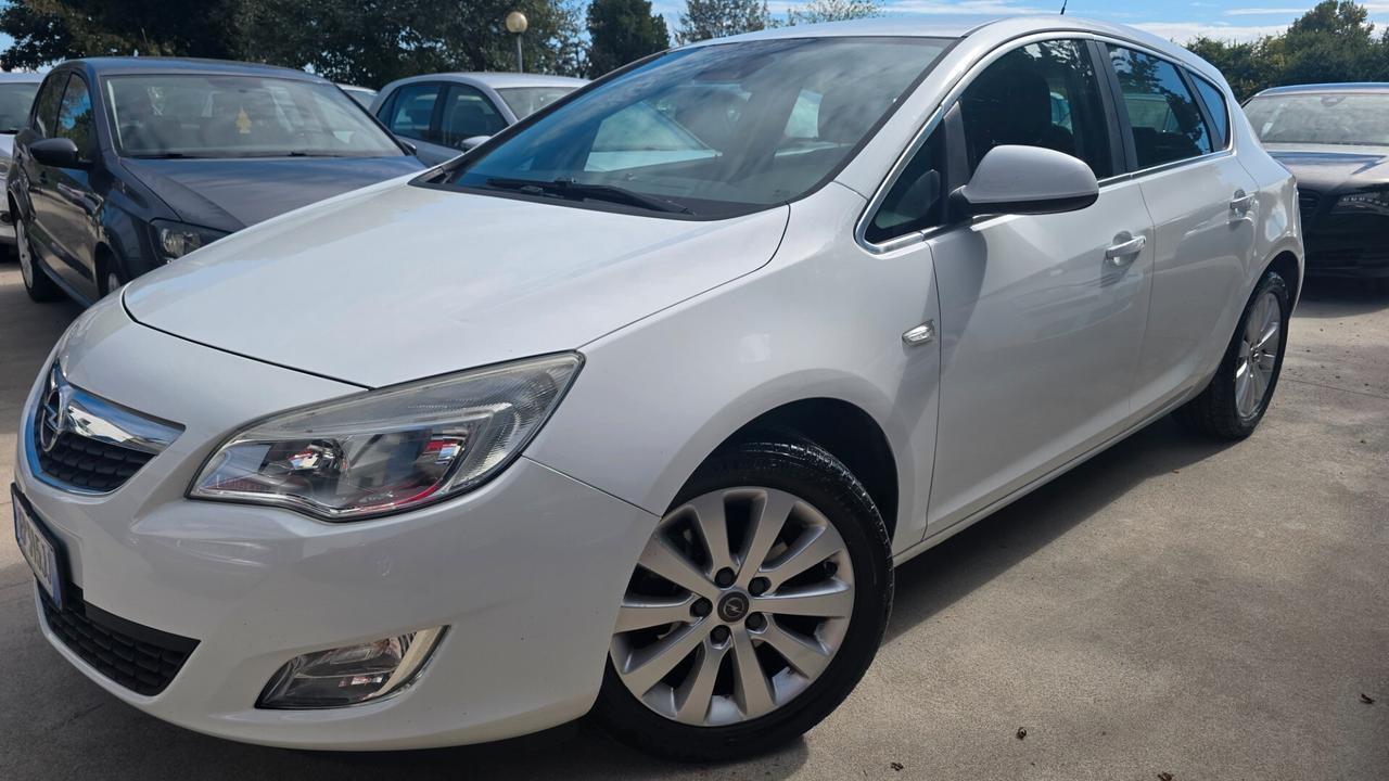 Opel Astra 1.7 CDTI 110CV 5 porte cosmo unico proprietario